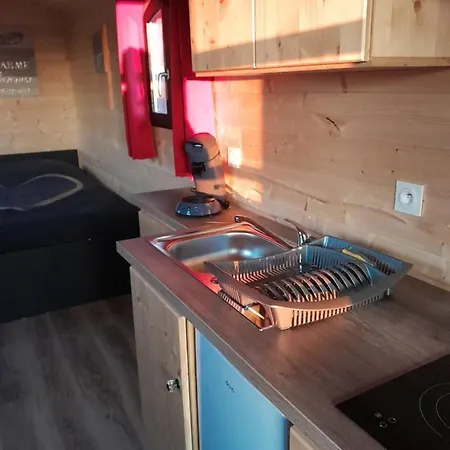 L'insolite De Nathcy Thiel-sur-Acolin