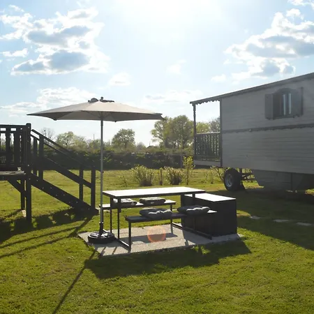 L'insolite De Nathcy Thiel-sur-Acolin