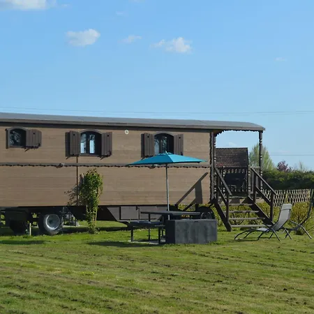 L'insolite De Nathcy Chalé Thiel-sur-Acolin